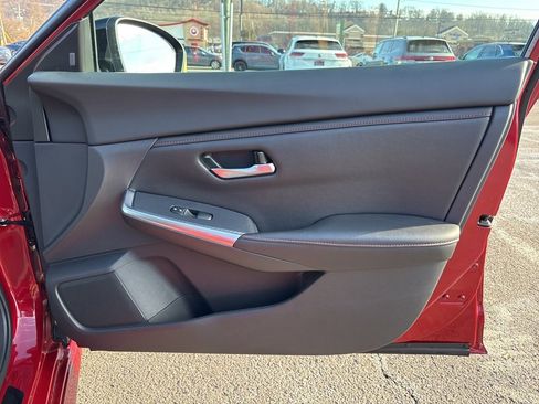 Used 2024 Nissan Sentra SR image 33