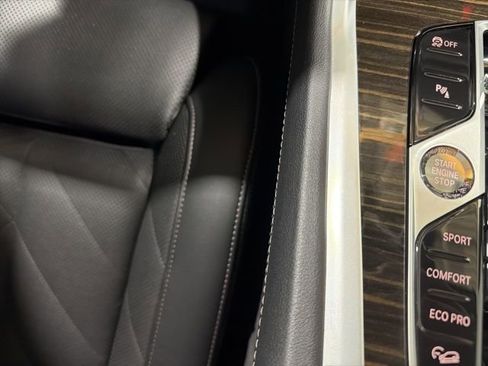 Certified 2024 BMW X6 xDrive40i w/ Executive Package image 38