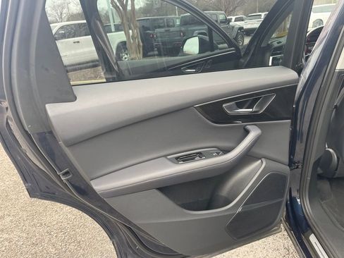 Used 2024 Audi Q7 2.0T Premium Plus image 11