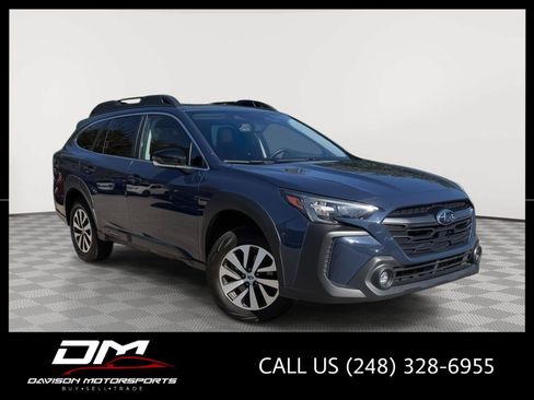 Used 2025 Subaru Outback Premium w/ Popular Package #1A AWD/4WD image 1