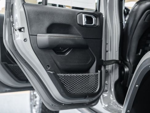 Used 2023 Jeep Wrangler Unlimited Rubicon 392 image 44