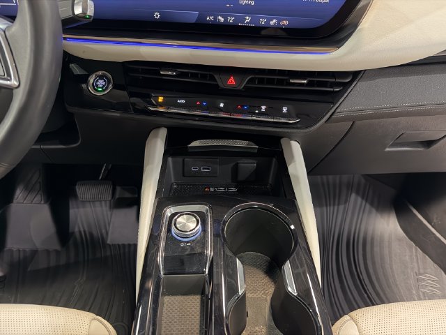 Used 2025 Buick Envision Avenir AWD/4WD image 22