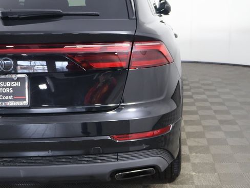 Used 2024 Audi Q8 Premium w/ Black Optic Package image 18