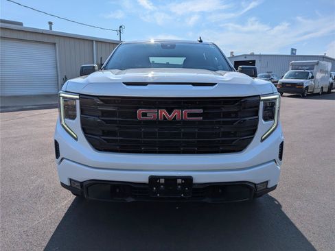 Used 2023 GMC Sierra 1500 Elevation AWD/4WD image 8