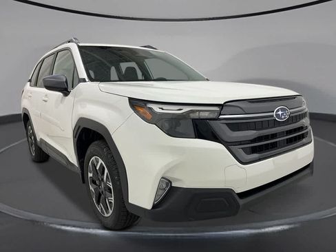 Used 2026 Subaru Forester Premium AWD/4WD image 7