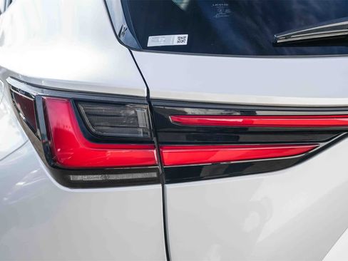 Used 2022 Lexus NX 350 AWD image 7