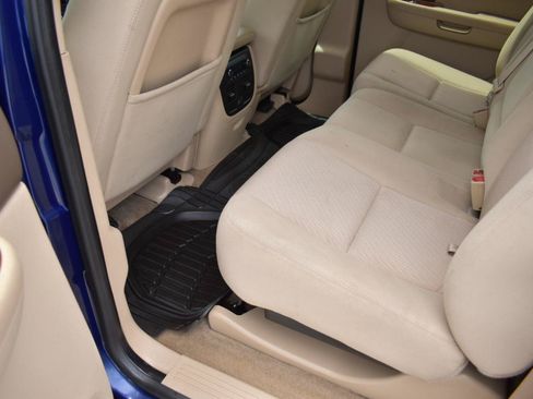 Used 2013 Chevrolet Avalanche LS RWD image 23