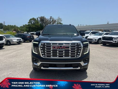 New 2026 GMC Yukon XL Denali w/ Advanced Technology Package AWD/4WD image 3
