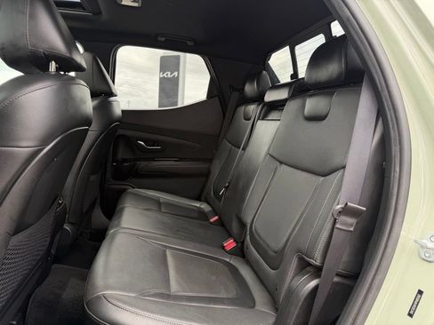 Used 2023 Hyundai Santa Cruz Limited AWD/4WD image 26