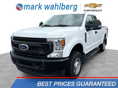 Used 2022 Ford F250 XL w/ Power Equipment Group AWD/4WD image 1
