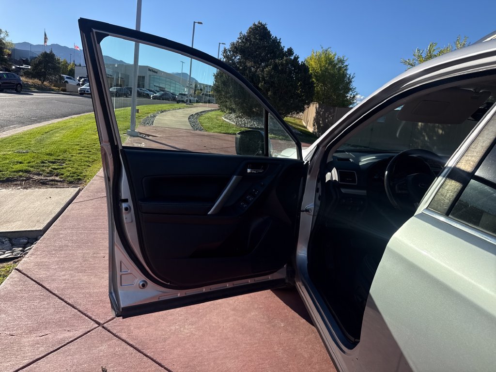 Used 2017 Subaru Forester 2.0XT Premium AWD/4WD image 9