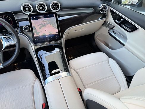 Certified 2026 Mercedes-Benz GLC 300 image 29