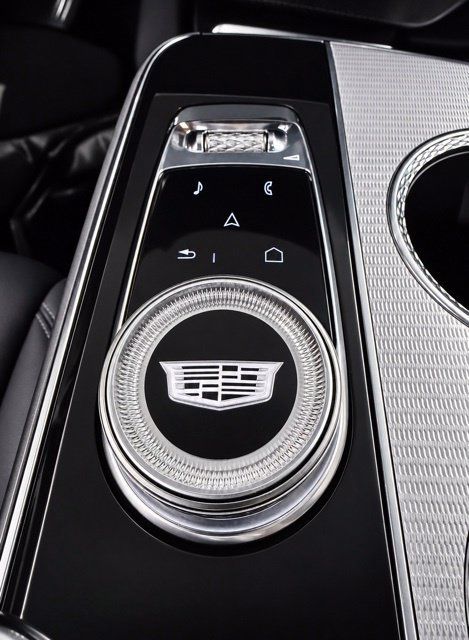 Used 2024 Cadillac Lyriq Tech w/ Driver Assist Package AWD/4WD image 23