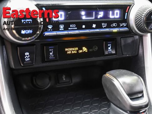 Used 2022 Toyota RAV4 SE AWD/4WD image 21
