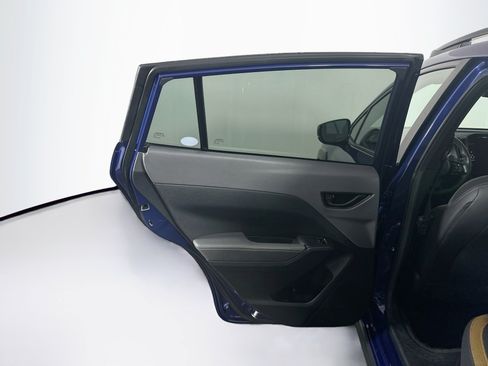 Used 2025 Subaru Crosstrek 2.5i Sport AWD/4WD image 26