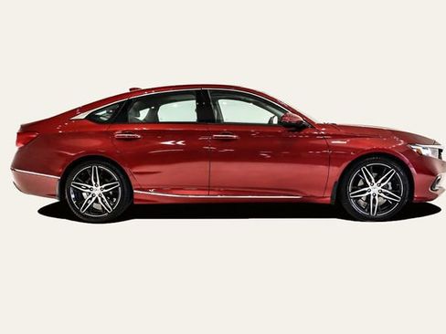 Used 2021 Honda Accord Touring image 4