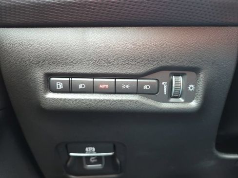 Used 2026 Jeep Cherokee Limited AWD/4WD image 11