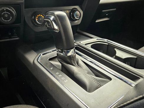 Used 2020 Ford F150 XLT w/ Equipment Group 302A Luxury AWD/4WD image 11