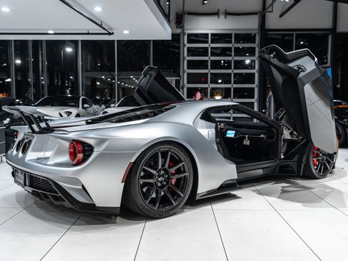 Used 2019 Ford GT image 55