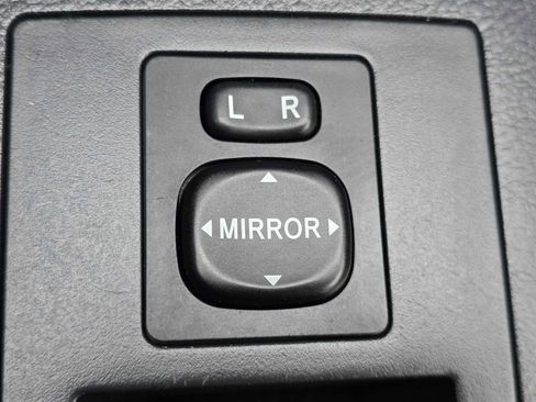 Used 2008 Toyota RAV4 Sport image 32