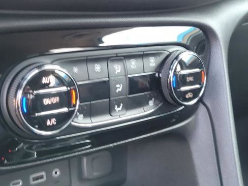 Used 2021 Buick Encore GX Select w/ Sport Touring Package image 29