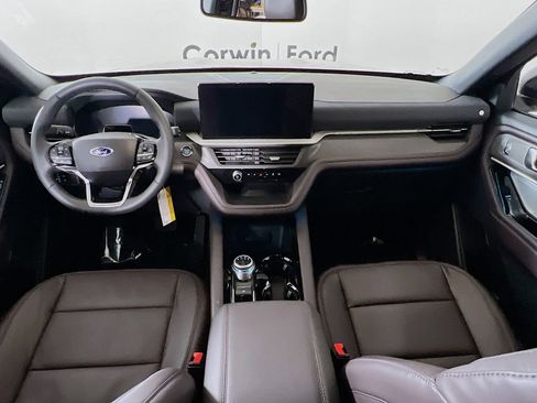 New 2026 Ford Explorer Platinum image 7