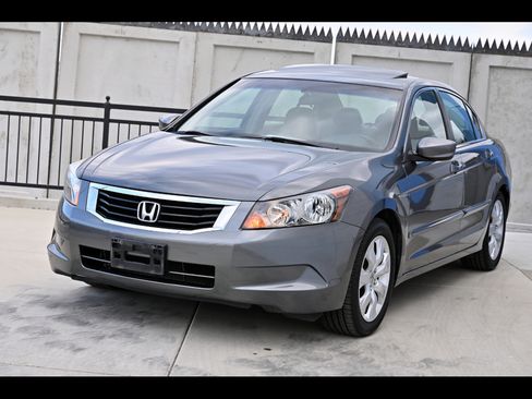 Used 2009 Honda Accord EX image 1