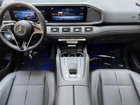 New 2026 Mercedes-Benz GLS 450 4MATIC image 12