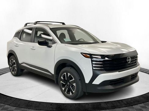 New 2026 Nissan Kicks SV w/ SV Premium Package image 7