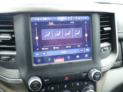 Used 2022 RAM 1500 Laramie AWD/4WD image 46