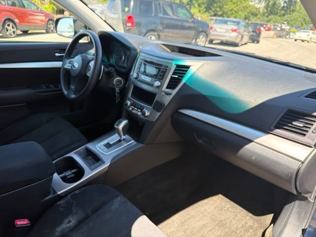 Used 2013 Subaru Outback 2.5i AWD/4WD image 27