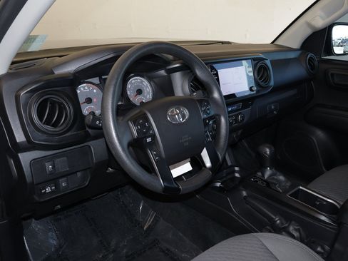 Used 2021 Toyota Tacoma SR AWD/4WD image 23