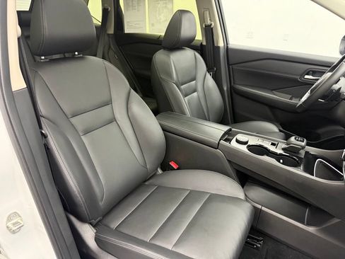 Used 2024 Nissan Rogue SL w/ SL Premium Package AWD/4WD image 42