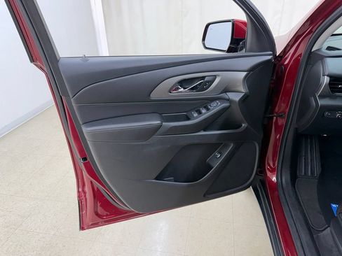 Used 2019 Chevrolet Traverse LT FWD image 20