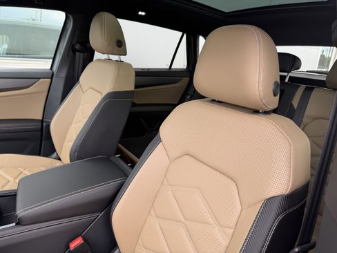 New 2026 Volkswagen Atlas Cross Sport SE AWD/4WD image 12
