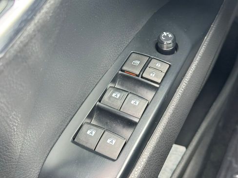 Used 2020 Toyota Camry LE image 25