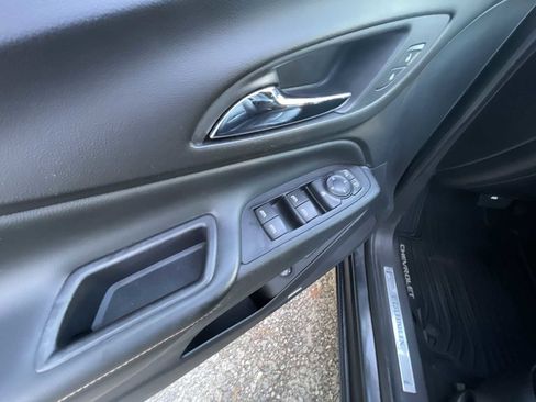 Used 2019 Chevrolet Equinox Premier image 23