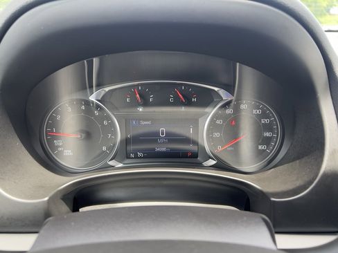 Used 2024 GMC Terrain SLE image 21