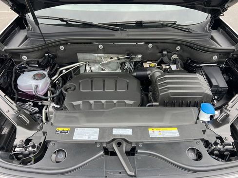 New 2026 Volkswagen Atlas Cross Sport SE AWD/4WD image 11