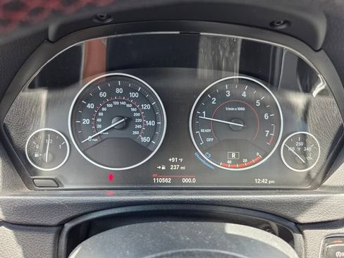 Used 2017 BMW 330i xDrive Sedan AWD/4WD image 21