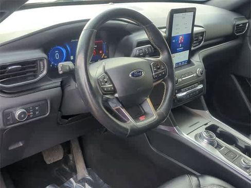 Used 2020 Ford Explorer ST w/ ST Street Pack image 10
