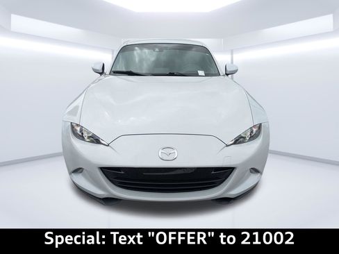 Used 2018 MAZDA MX-5 Miata RF Grand Touring image 8