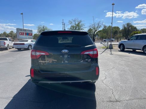 Used 2014 Kia Sorento SX w/ 3rd Row Package image 4