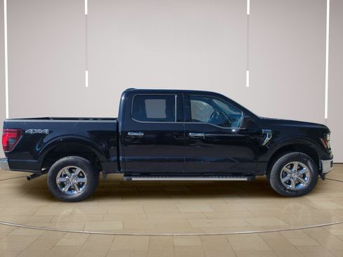 Used 2025 Ford F150 XLT w/ Equipment Group 301A Standard AWD/4WD image 13