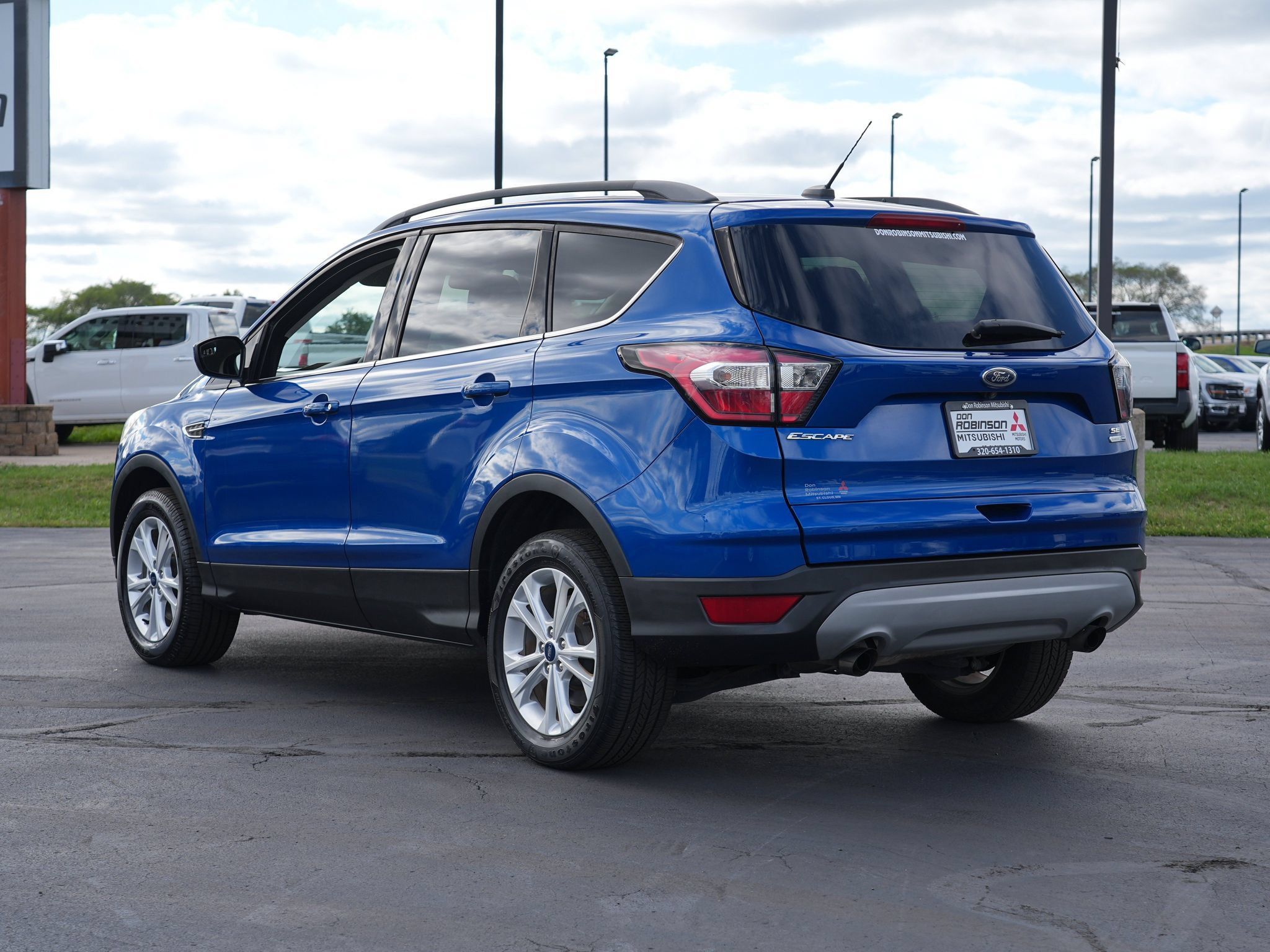 Used 2018 Ford Escape SE AWD/4WD image 6