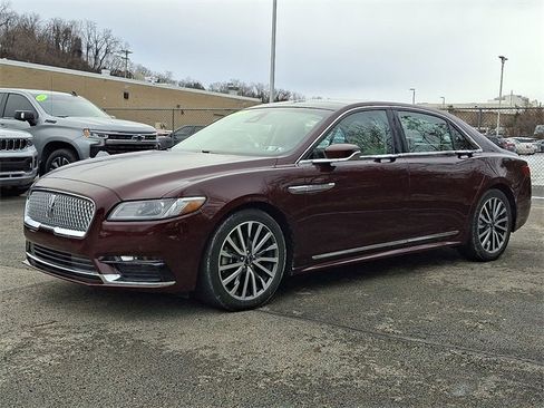 Used 2018 Lincoln Continental Select w/ Continental Climate Package image 3