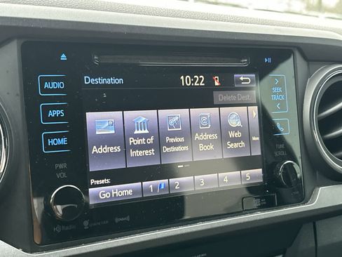 Used 2019 Toyota Tacoma TRD Off-Road image 18