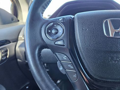 Used 2020 Honda Ridgeline RTL-E image 13