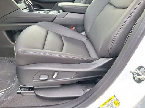 New 2026 Cadillac XT5 Luxury w/ LPO, Floor Liner Package AWD/4WD image 28