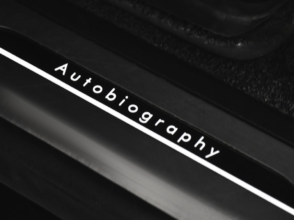 Used 2023 Land Rover Range Rover Autobiography AWD/4WD image 12